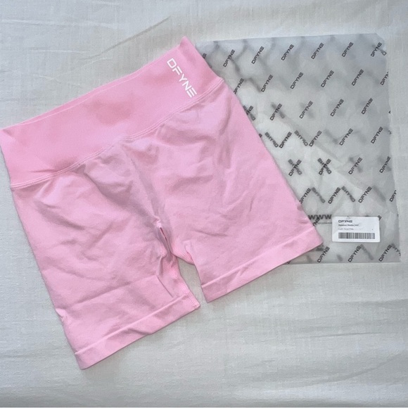 Dfyne Shorts